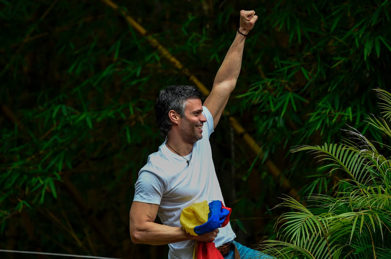 "No estoy dispuesto a claudicar en mi lucha": el primer mensaje de Leopoldo López desde el arresto domiciliario 