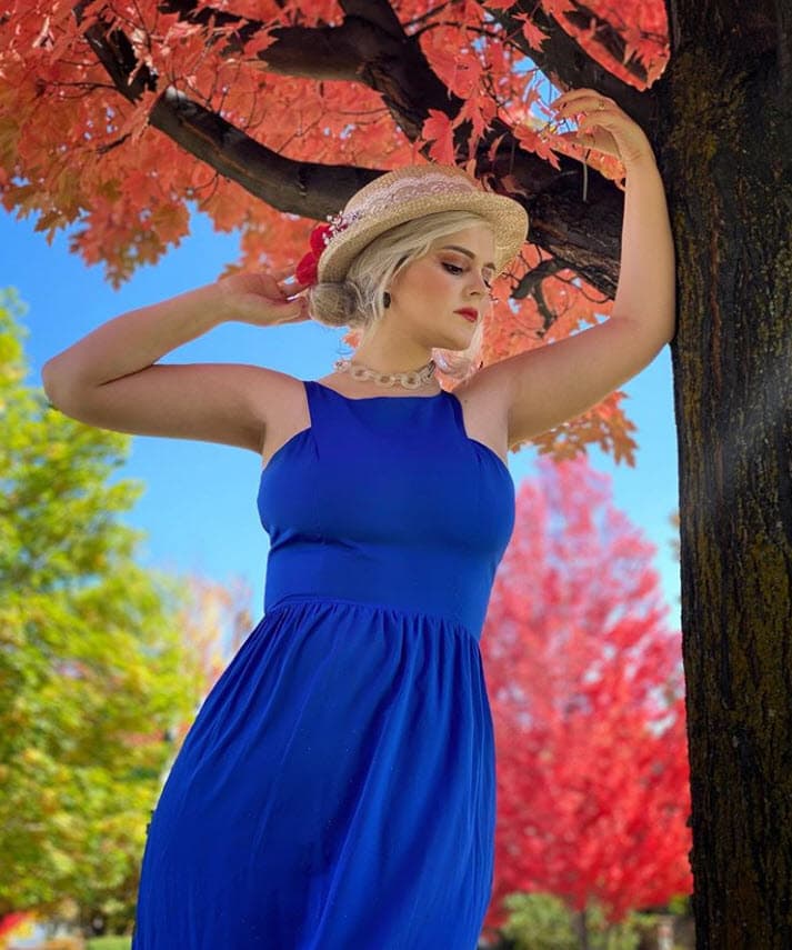 Varias veces ha detallado por qué no extraña la televisión: 
<b><a href="https://peopleenespanol.com/telenovelas/allisson-lozz-asegura-que-no-se-retiro-de-las-telenovelas-por-su-religion/" target="_blank">"Por pánico al trabajo</a></b>
<a href="https://peopleenespanol.com/telenovelas/allisson-lozz-asegura-que-no-se-retiro-de-las-telenovelas-por-su-religion/" target="_blank">. Por ese miedo tan fuerte</a> a lo que tenía en mente que era 'trabajar' dejé todo de lado", detalló para 
<b>People en Español</b>. Finalizó diciendo que trabajó "sola, mal y 
<b><a href="https://www.univision.com/programas/novelas/allisson-lozz-vive-feliz-alejada-de-telenovelas" target="_blank">muchas veces maltratada</a></b>".