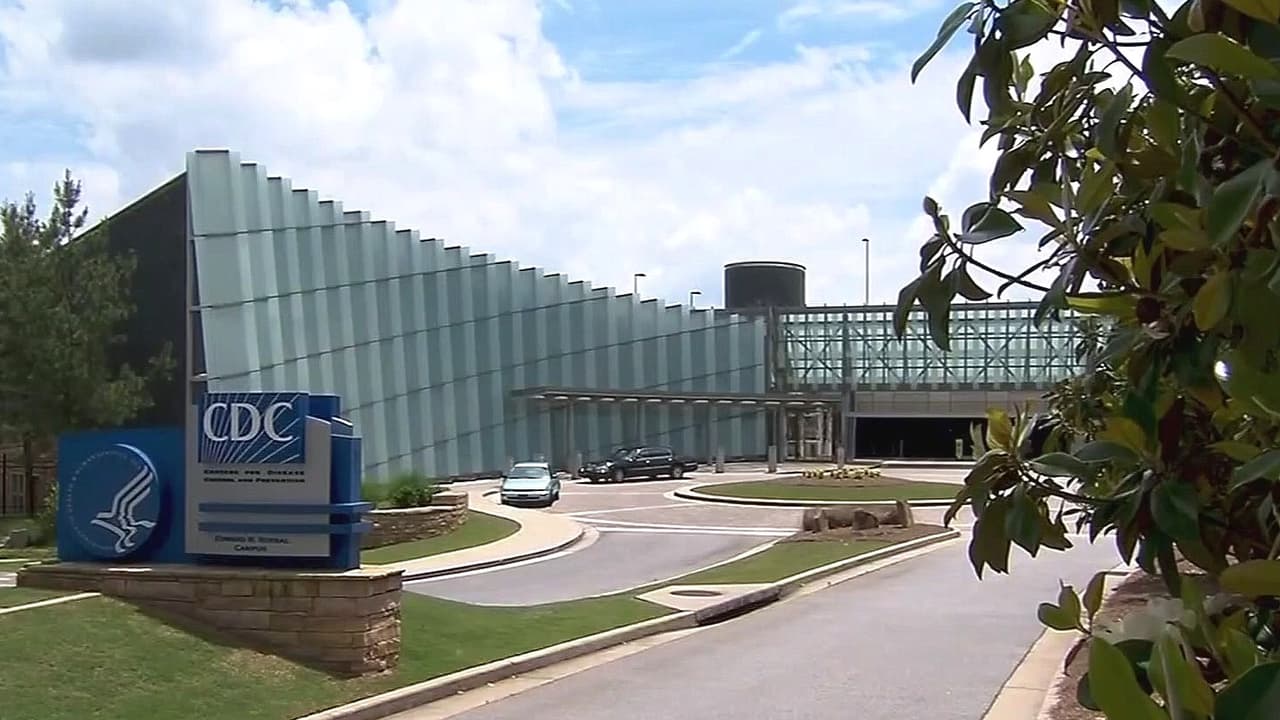 Academia de Pediatría demanda a la administración Trump: alega persecución por salud transgénero