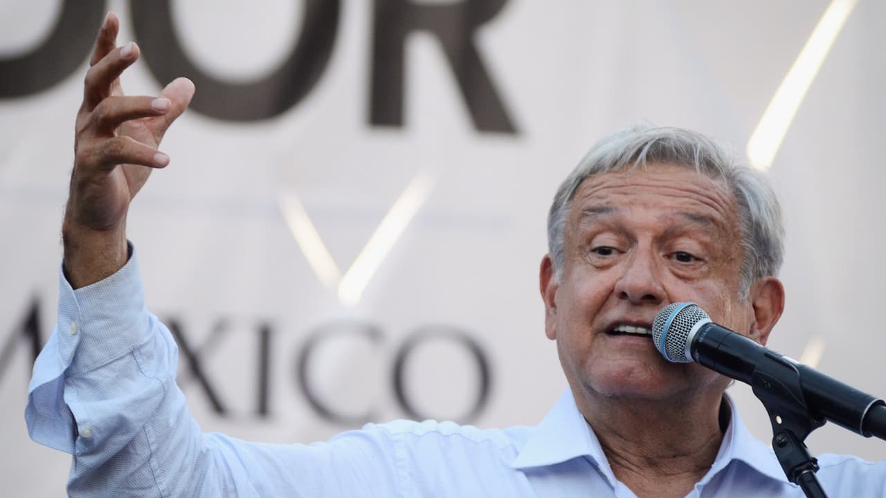 López Obrador sobre muro fronterizo: "Vamos a convencerlos de que el problema migratorio no se resuelve construyendo muros"