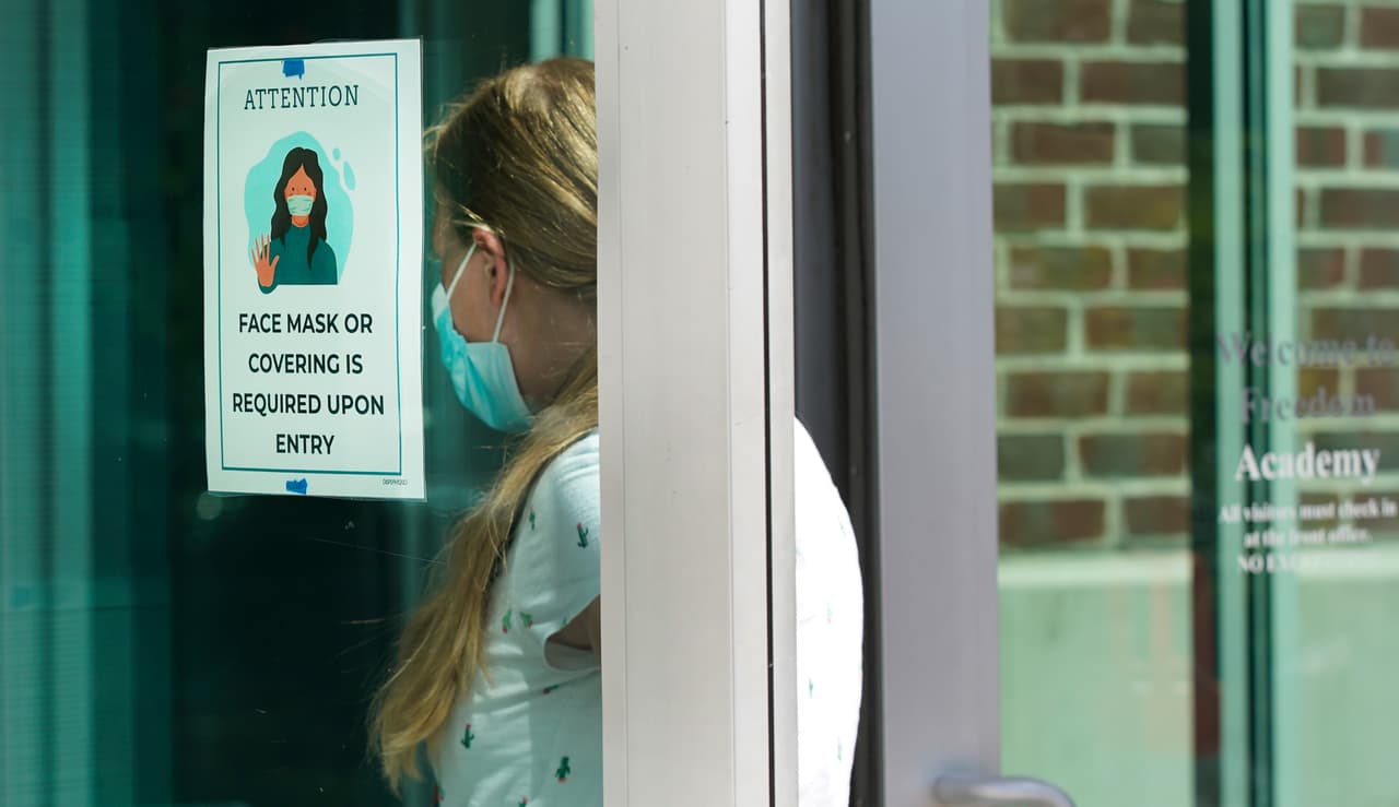 Ayuntamiento de Provo derrota veto de su alcaldesa y establece uso obligatorio de máscaras