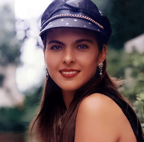 En su cuenta de Instagram 
<a href="https://www.univision.com/famosos/kate-del-castillo-covid-19-eric-del-castillo-no-vacunarse">Kate</a> publicó una fotografía de cuando era más joven y los fans aseguraron que ha cambiado muy poco desde entonces.