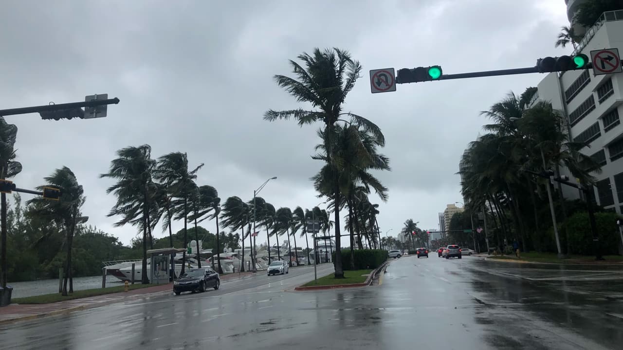 Pasa un débil frente frío por el sur de Florida y trae temperaturas normales para la época