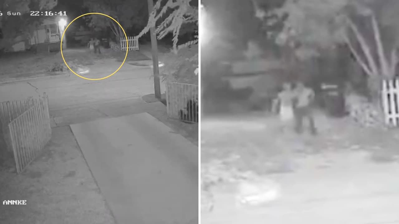 Una cámara de seguridad de una casa captó el momento en que el hombre salió junto a la mujer.