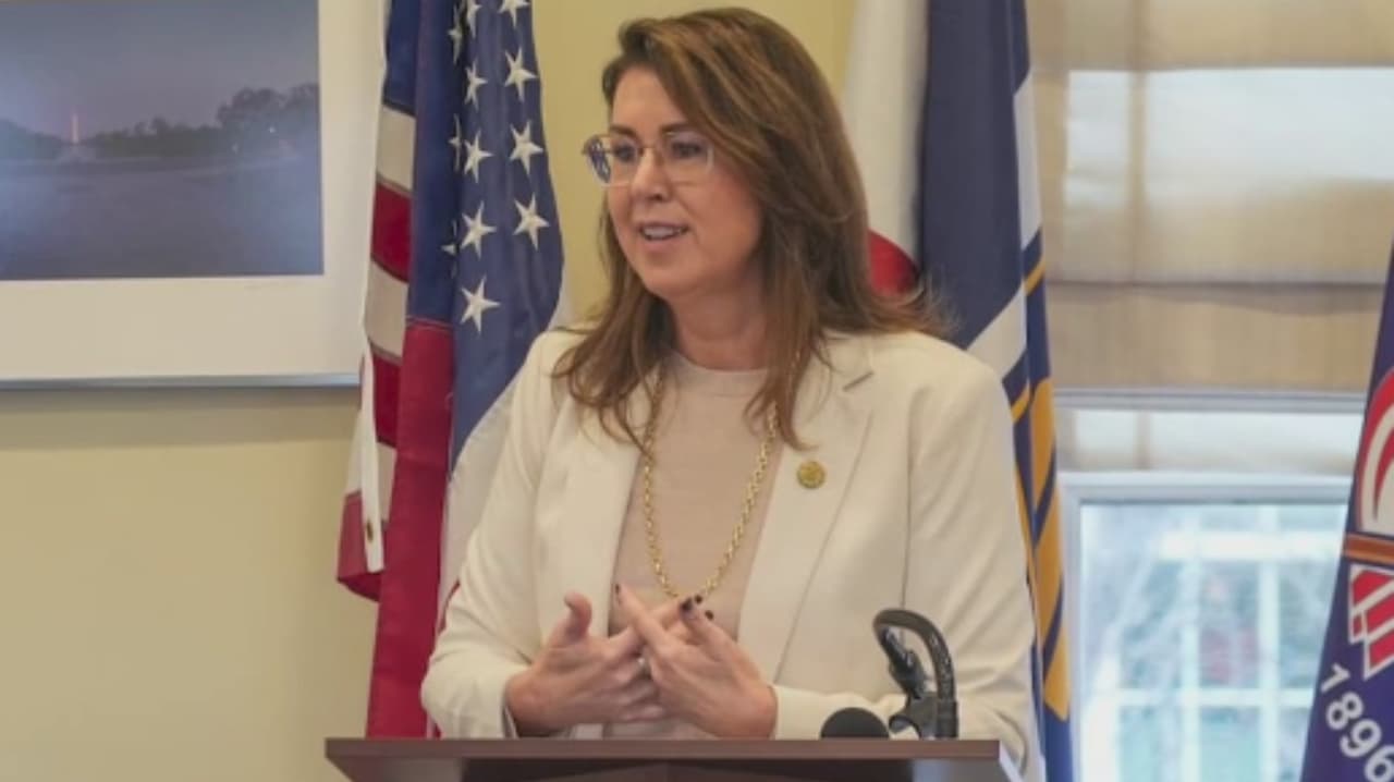 Departamento de Justicia presenta demanda federal contra vicegobernadora de Utah, Deidre Henderson