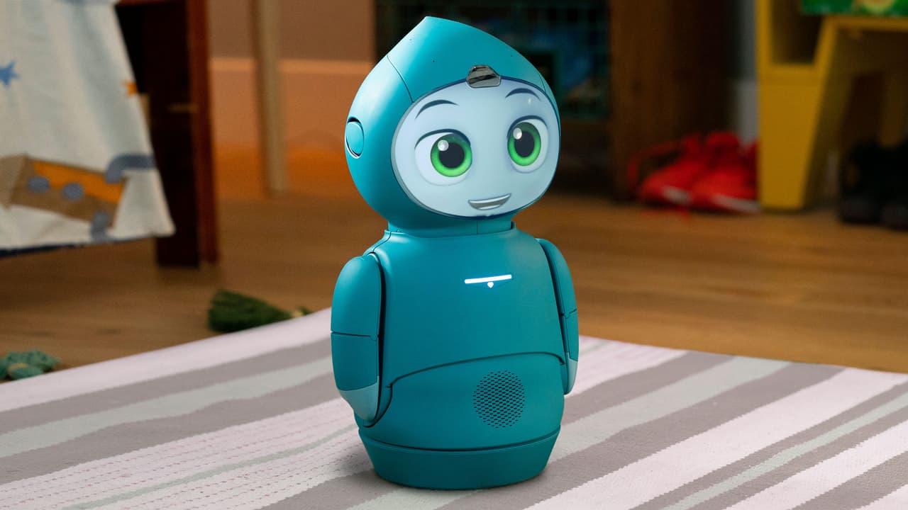 Para lograr las habilidades de Moxie, Embodied reunió a un equipo de expertos de primera línea en desarrollo infantil, ingeniería, tecnología, diseño de juegos y entretenimiento, y colaboró con la empresa de diseño e innovación Fuseproject.
<br>
<br>
<br>