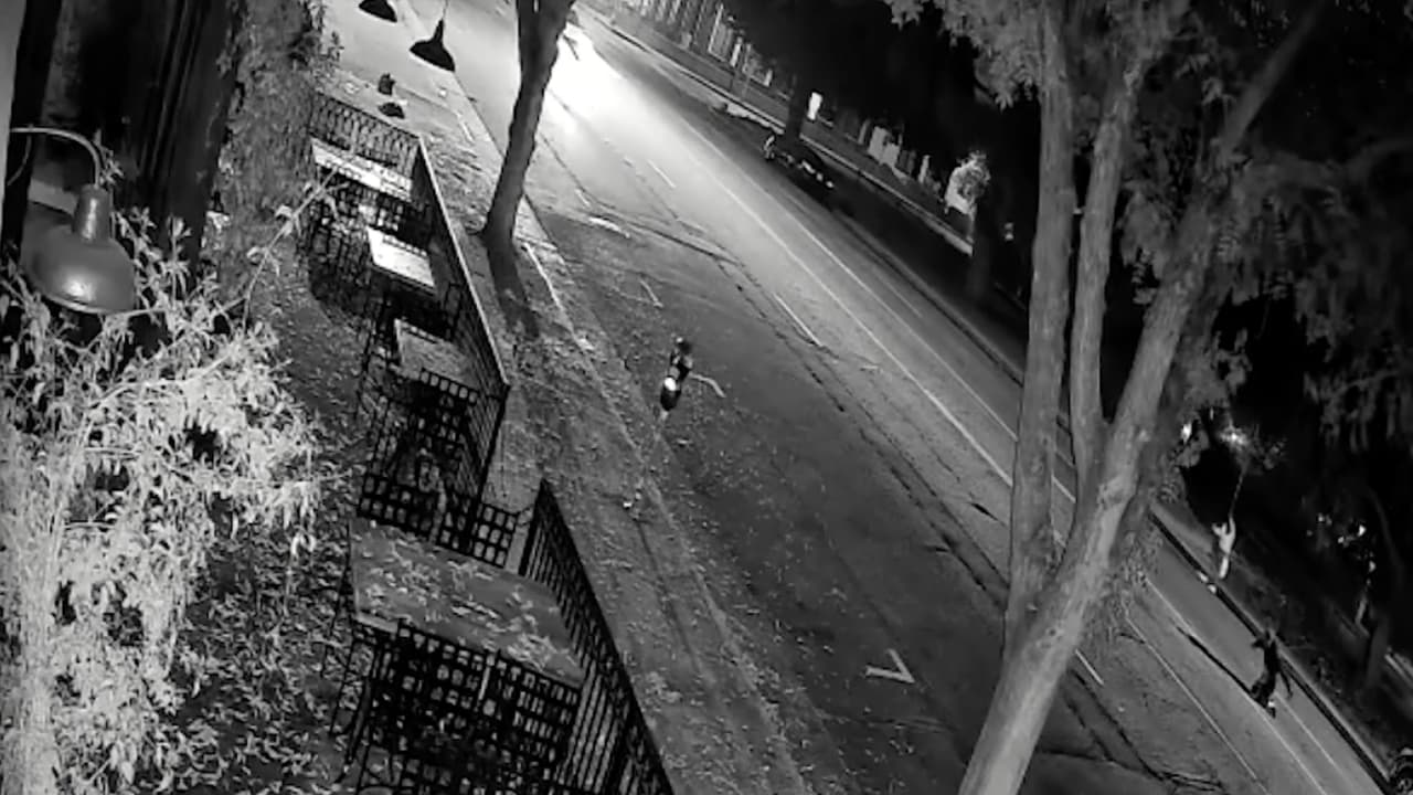 Revelan video de un atropellamiento mortal en Studio City; buscan a tres conductores involucrados