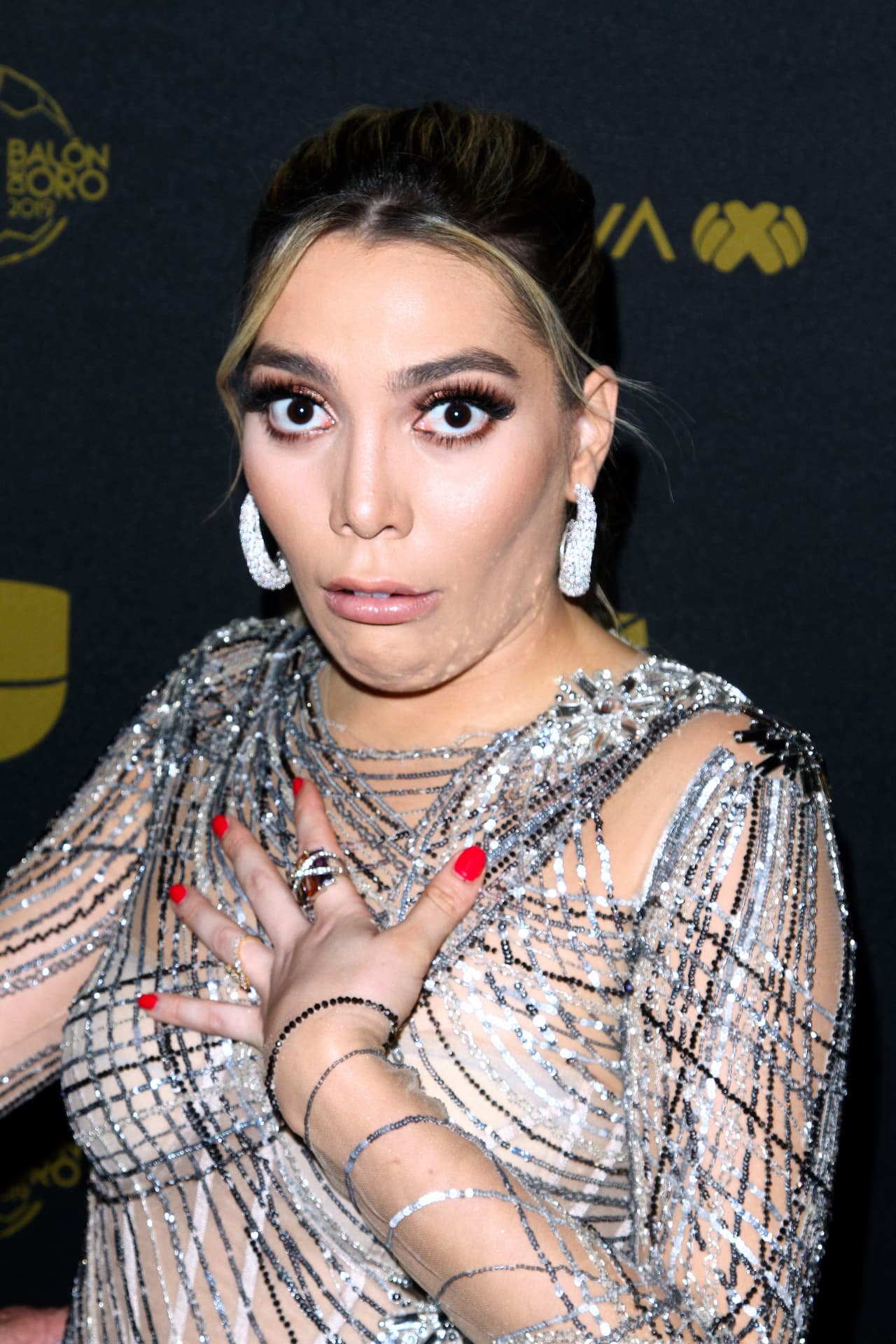 A 
<b><a href="https://www.instagram.com/ifridag/" target="_blank">Frida Sofía</a></b> le "encantaría" sentarse a conversar con Alejandra Guzmán, pero quisiera que fuese 
<b>con testigos</b>, para evitar que se sigan multiplicando los chismes, las polémicas y las mentiras.