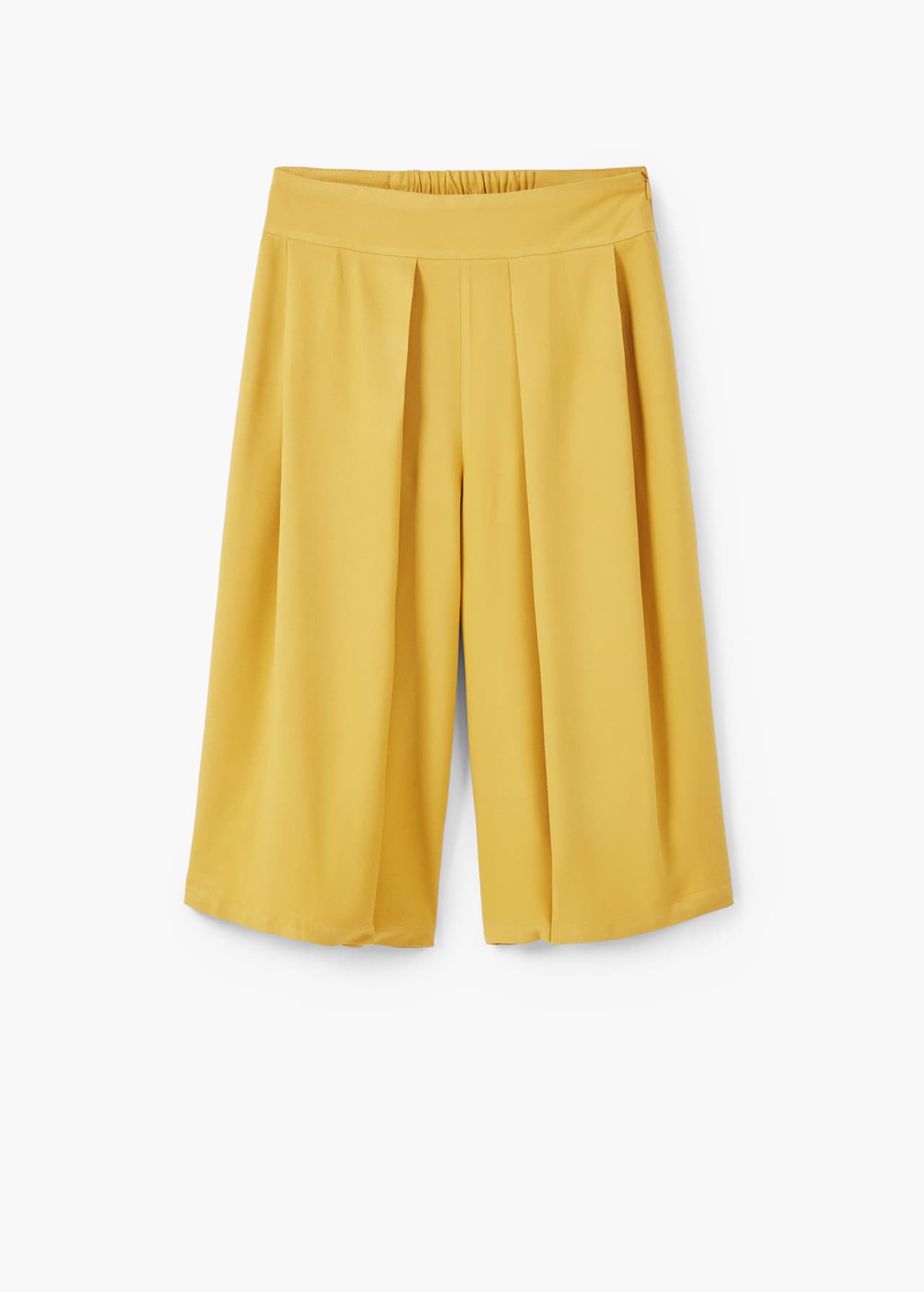 Pantalones gauchos (Mango, shop.mango.com): Una excelente alternativa para quienes buscan lograr una silueta mucho más uniforme. La clave está en asegurarse de que tengan el largo proporcional a tu estatura. Ya sean a la rodilla o a media pantorrilla, estos pantalones te harán lucir como una verdadera reina del street style de noche o de día. Atrévete a llevarlos con sandalias de tacón o tenis, dependiendo de la ocasión.