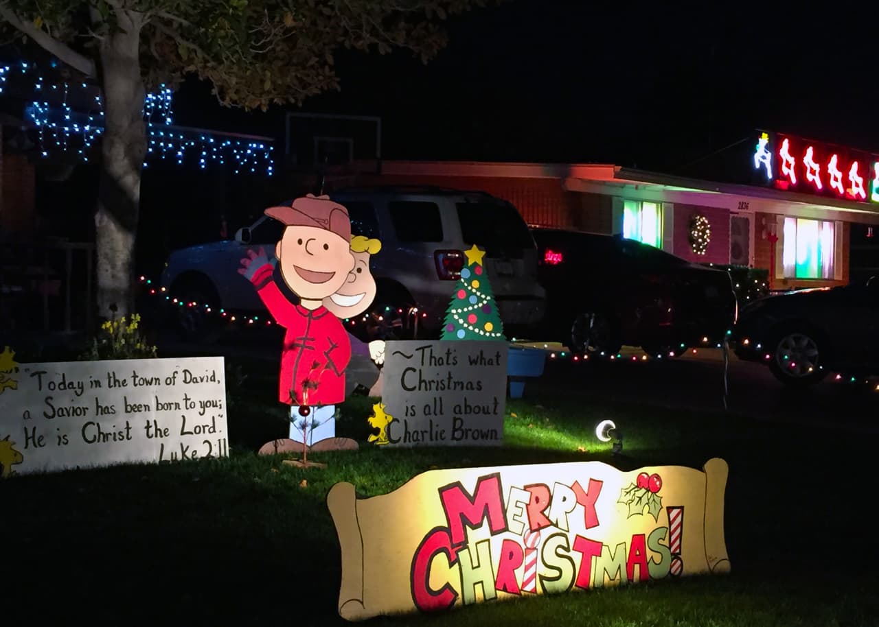 El Festival de las Luces se inició en el año 1949, cuando su creador, CR Richards, decidió replicar en Arizona una exhibición similar que vió en Beverly Hills, en California, durante la década de 1930.