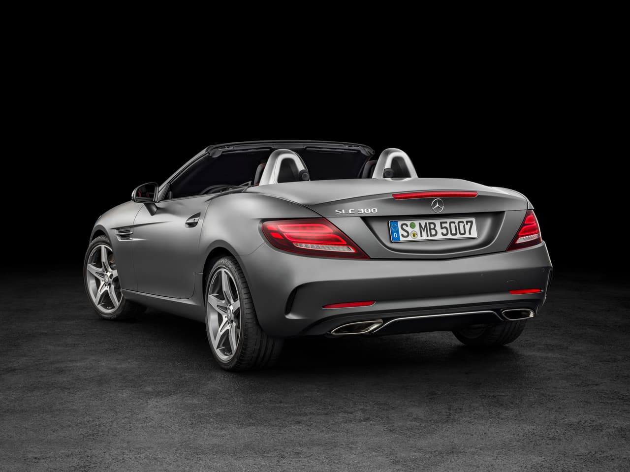 El nuevo Mercedes-Benz SLC300 2017 llega a los concesionarios Mercedes-Benz en la primavera del 2016