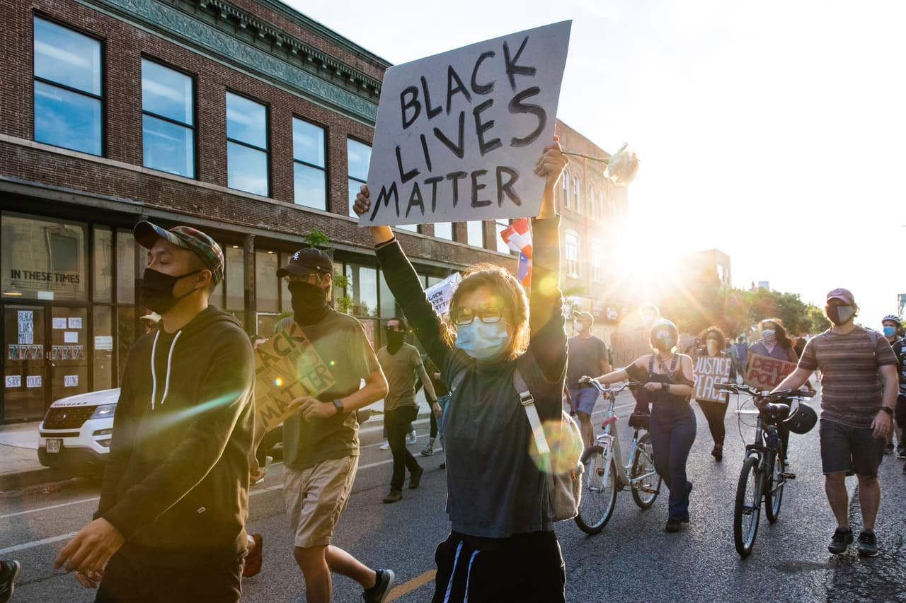Senadores republicanos de Illinois piden a Pritzker adelantar la siguiente fase de reapertura