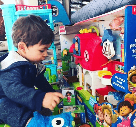 “Nos habían dicho que no íbamos a poder (tener hijos). 
<b>Dos veces perdimos el producto</b> y vivimos dos lutos muy fuertes, y ahorita estamos muy felices con Evan y ya ahí nos sentimos muy agradecidos”, compartió el también actor.