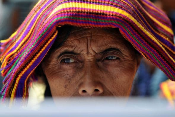 Guatemala, con una vasta población campesina indígena que realiza cultivos de subsistencia, viene sufriendo prolongadas sequías, que alternan con intensas lluvias, que han dañado las plantaciones de miles de familias pobres, que perdieron los alimentos básicos que cultivaban para autoconsumo.