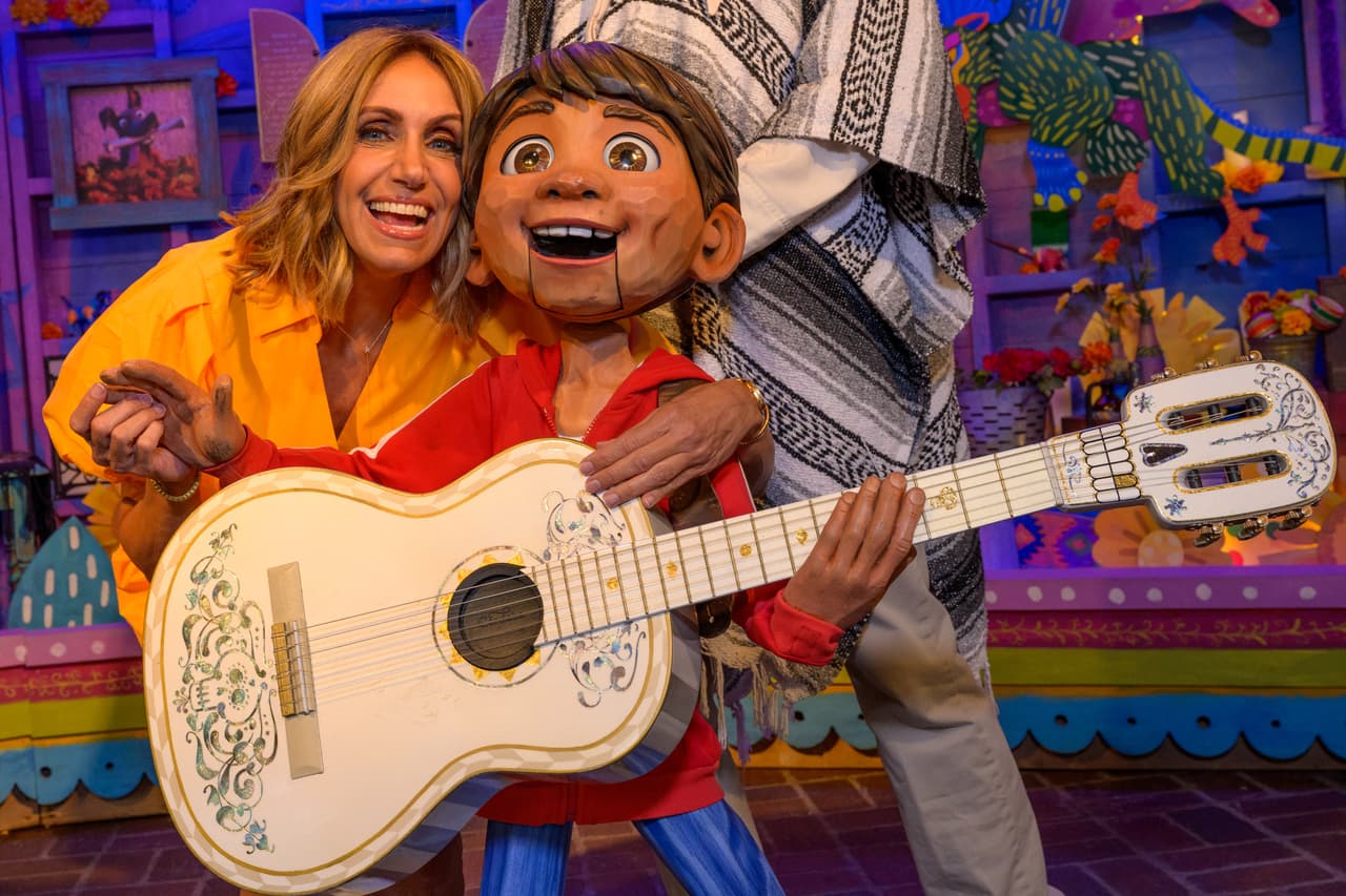 Durante su estancia en Paradise Gardens el equipo celebró el Día de la Independencia de México.