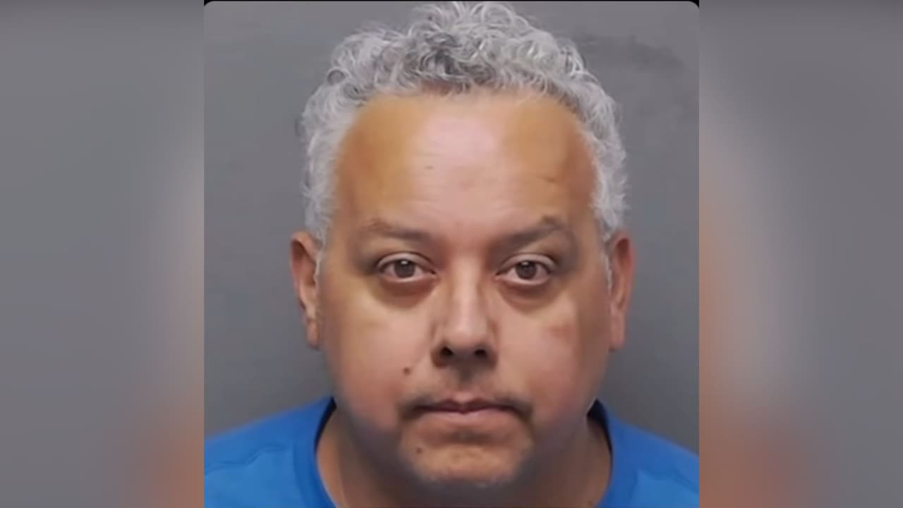 Pediatra de San Antonio es acusado de agredir sexualmente a un paciente menor de edad