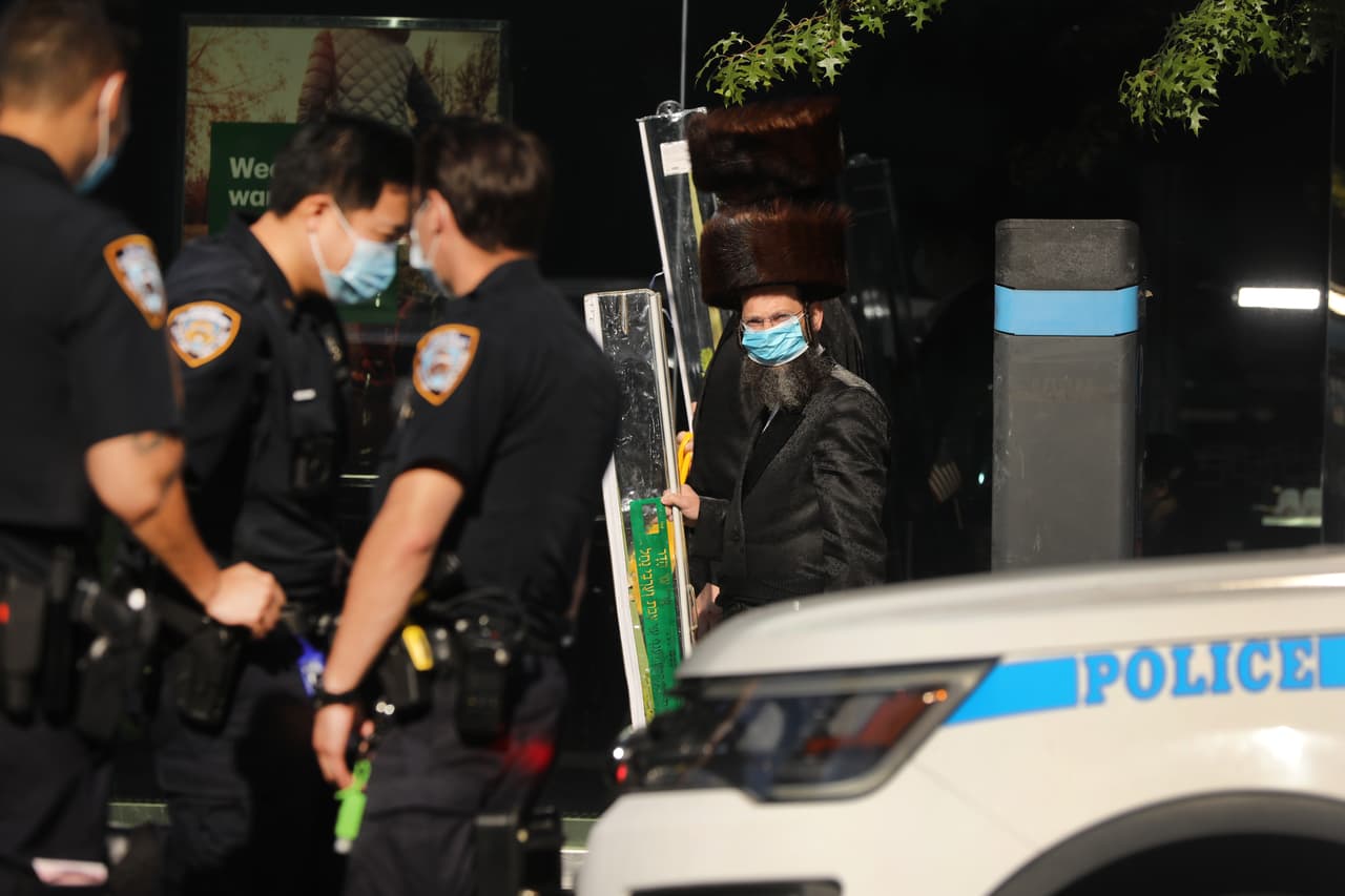 Se impondrán multas de hasta $15,000 por reuniones masivas en la ciudad de Nueva York: De Blasio