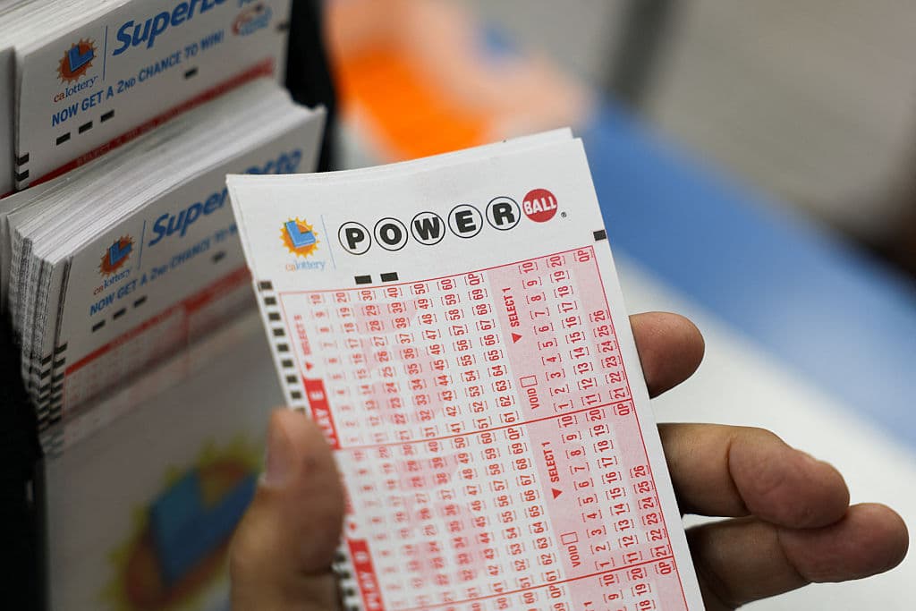 $1,100 millones: Powerball sortea el quinto mayor premio de su historia