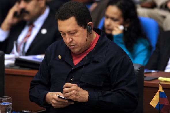 Este fondo creado para los damnificados, ha generado polémica por ser millonario y por ser bautizado como Fondo Bolívar, como la revolución que encabeza el mandatario.