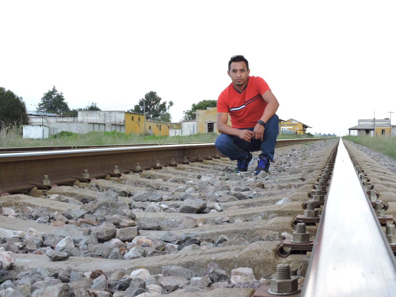 Pedro Rafael, un migrante hondureño que se dirigía al norte de México en La Bestia, denunció que fue baleado en abril de 2017 por hombres uniformados que alcanzaron al tren en una patrulla.