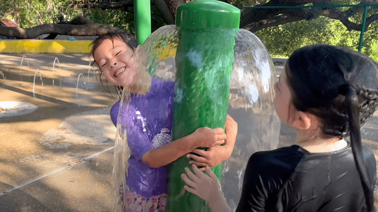 🌊 
<h3 class="cms-H3-H3">Ricky Guerrero Splash Pad</h3>
<br>📍 1100 Brodie Street
<br>📞 512-974-9332