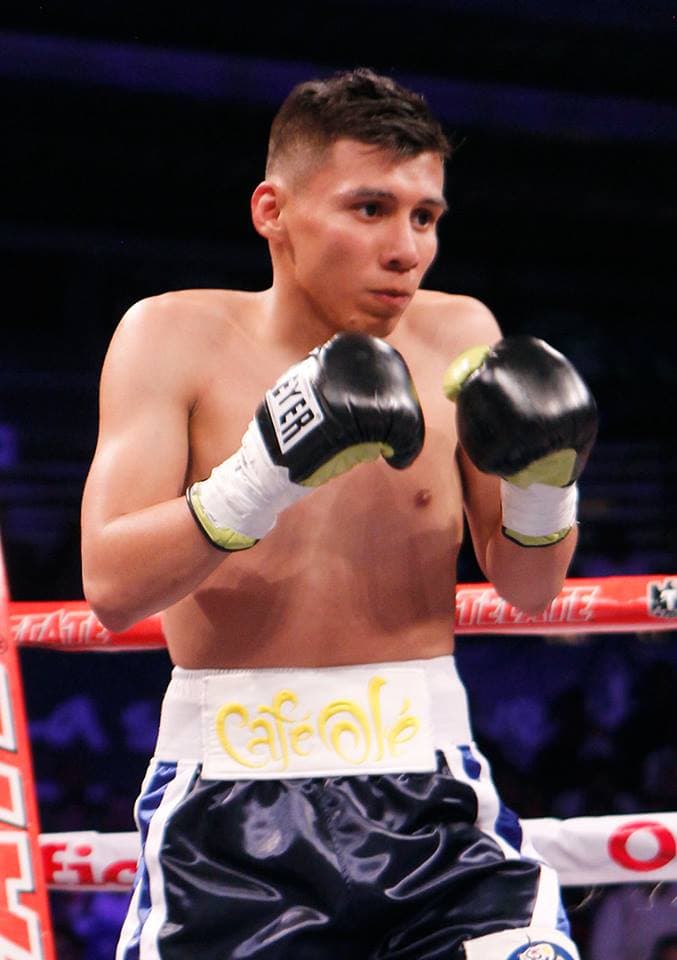 Francisco "Chihuas" Rodríguez va por el minimosca de la OMB ante Donnie Nietes