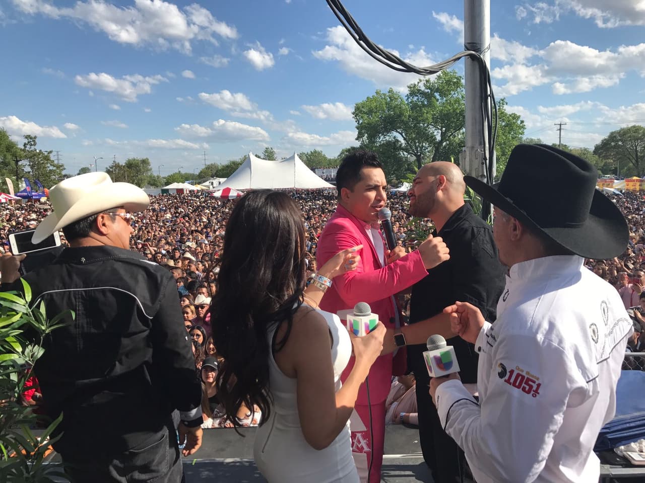 Para Raúl 'El Pelón', Carla Medrano y El Feo será muy difícil borrar de sus mentes lo vivido en la ciudad de los vientos después de este gran evento al lado de La Arrolladora Banda El Limón, Gerardo Ortiz, Calibre 50 y más.