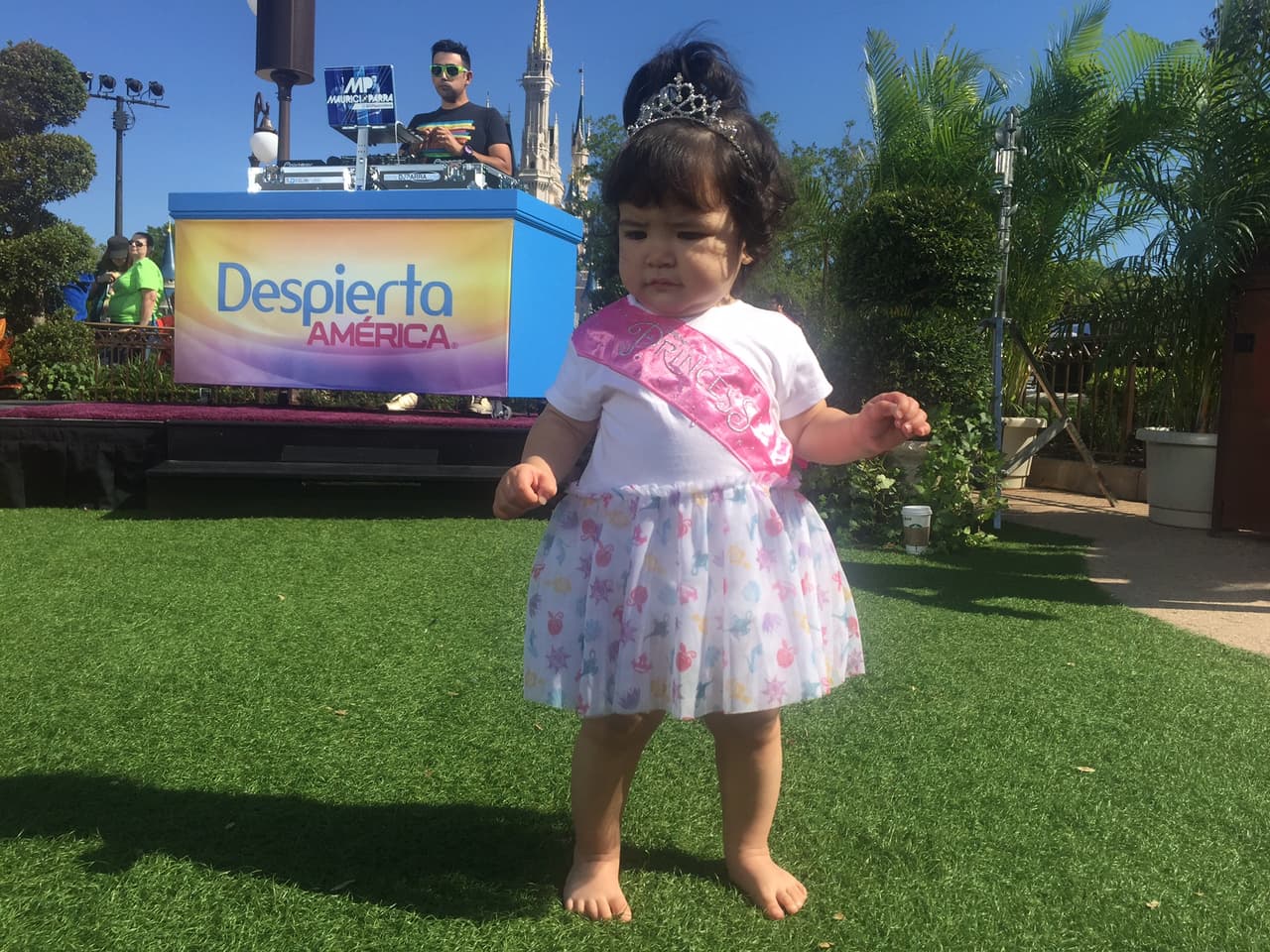 Mira nada más quién llegó, la hermosa princesa Giulietta.