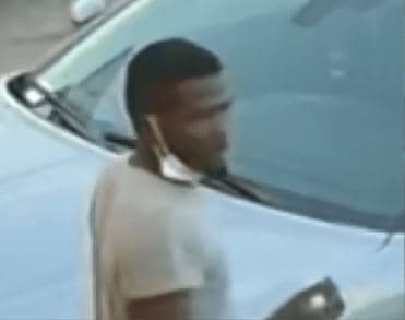 Policía de Dallas busca hombre no identificado como sospecho de homicidio