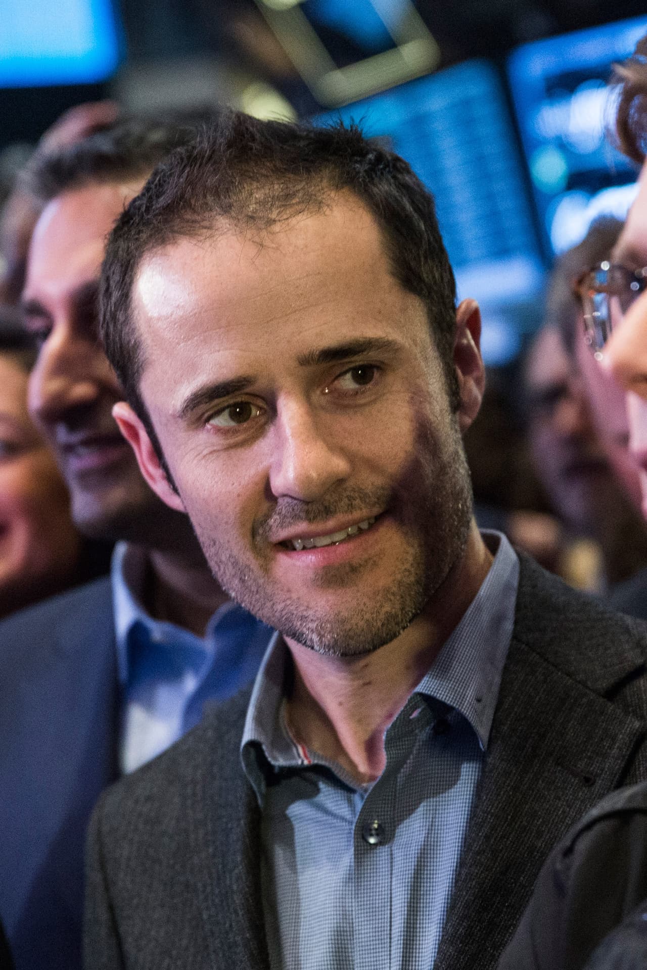 Gracias a Evan Williams, Blogger y Twitter vieron la luz y permitieron a millones de usuarios interactuar con las letras; uno en forma de blog, otro en forma de microblogging.