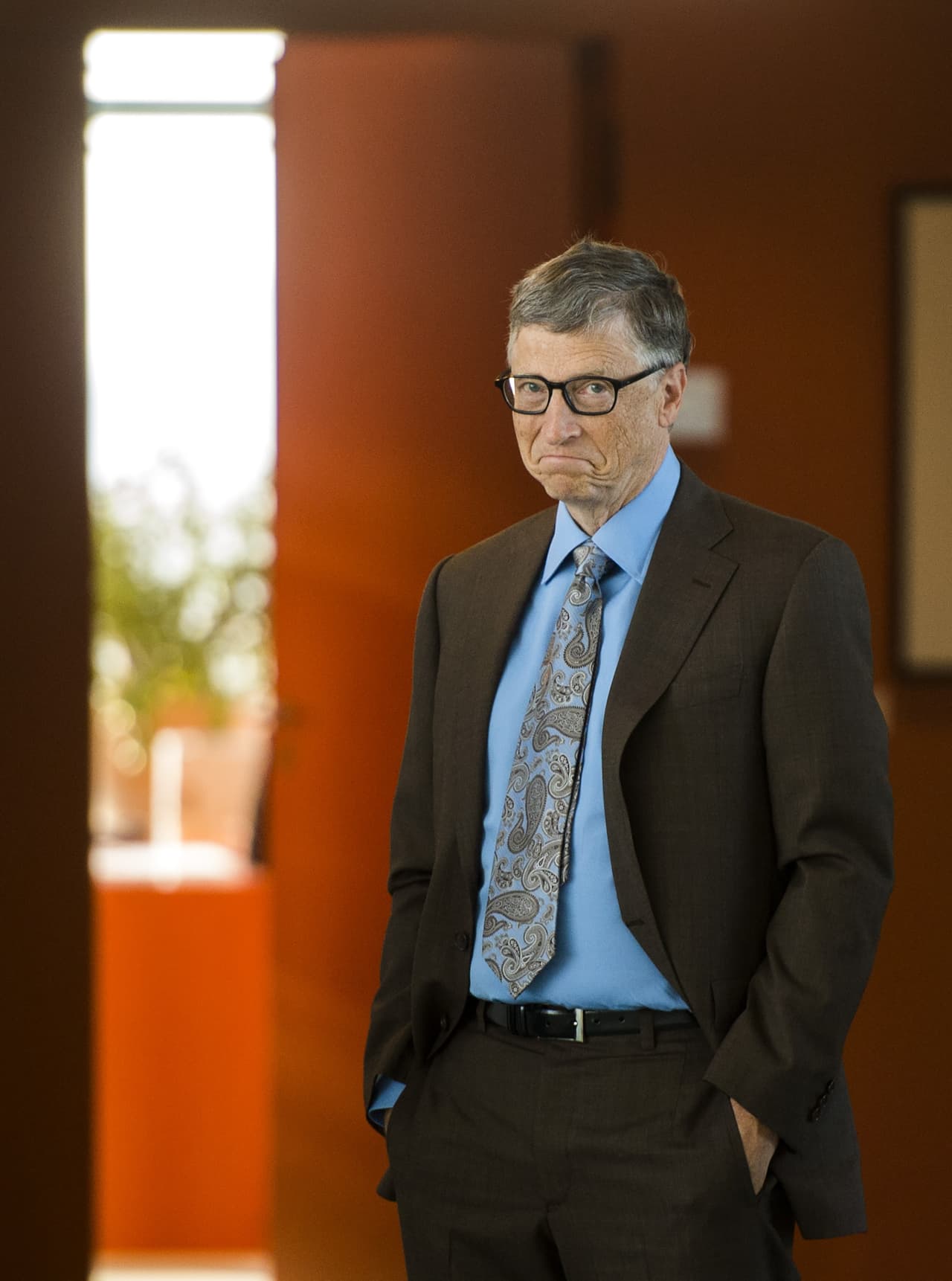 Gates dejó Harvard al darse cuenta, según sus propias palabras, que sólo necesitaba un diplomado de secundaria para lograr su propósito. Y así fue.