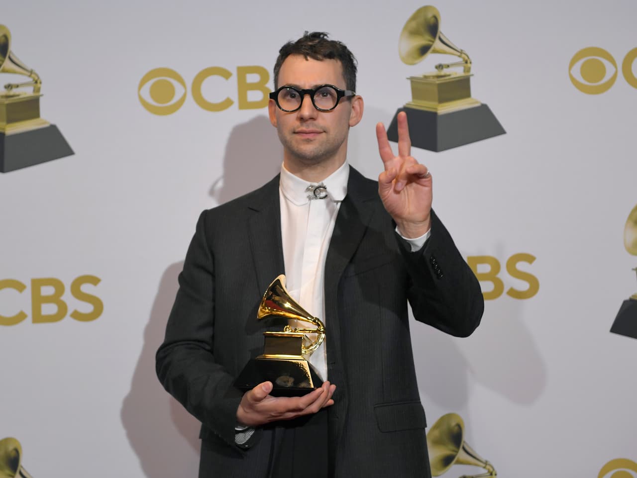 <h2 class="cms-H2-H2">Jack Antonoff</h2>
<br>
<br>Este compositor y productor fue uno de los primeros en vender su catálogo a Hipgnosis en 2019. La empresa adquirió más de 200 canciones que incluyen éxitos de Taylor Swift, Lorde y Lana del Rey. 
<br>