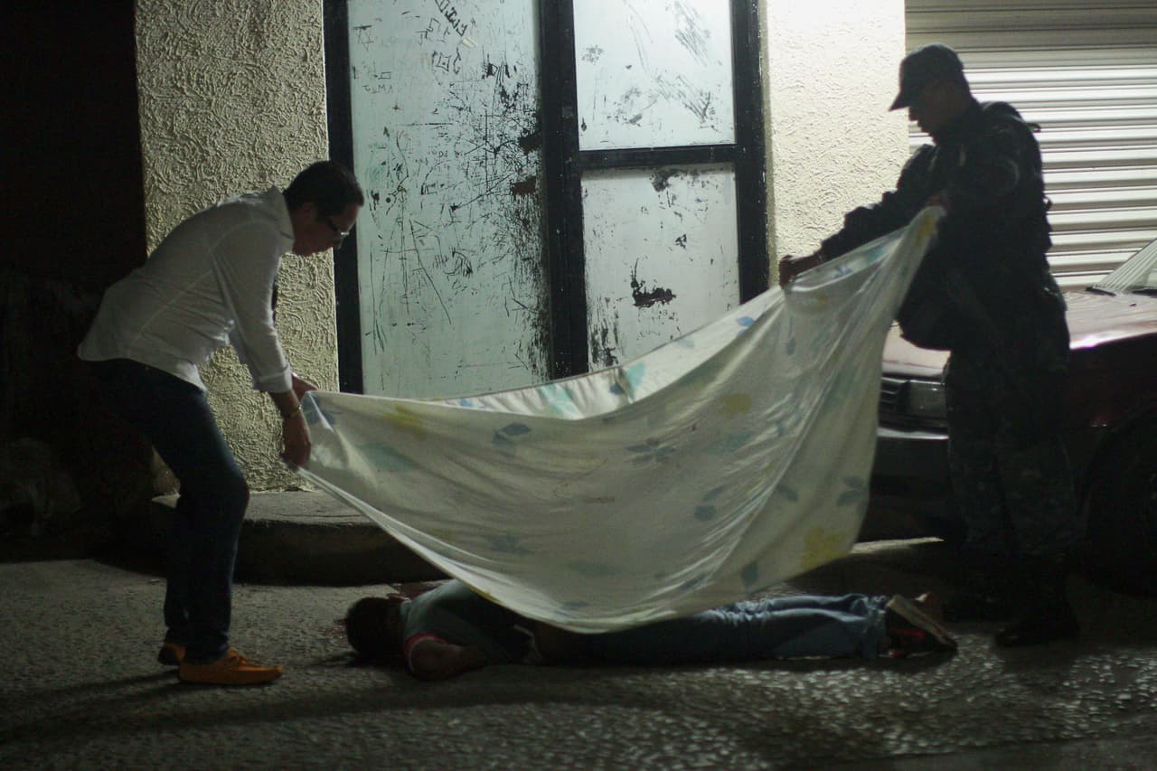 “Para que el gobierno de Claudia Sheinbaum tenga éxito en materia de seguridad, se tiene que alejar de lo que hizo López Obrador”.