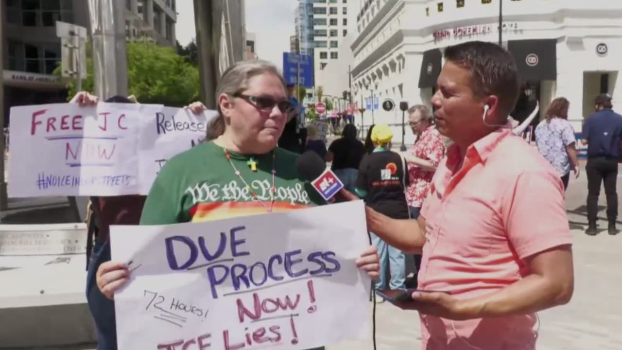 Orlando protesta en No Kings Day III por migración y contra políticas autoritarias de Trump