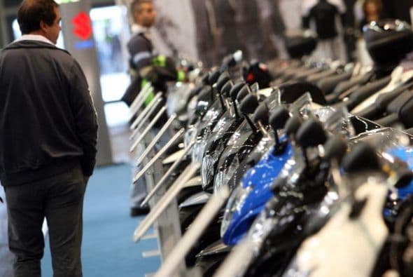 Intermot Colonia 2014 es la feria líder a nivel mundial para vehículos motorizados de dos ruedas y es un espectáculo de tendencias para la movilidad eléctrica. En Intermot Colonia 2014 están representados, sin excepción, todos los fabricantes importantes de vehículos motorizados de dos ruedas. El comercio especializado internacional, los importadores y los amantes de las motos del mundo entero estarán presentes en este evento. Intermot se llevará a cabo en las instalaciones del recinto ferial del Cologne Exhibition Centre, entre los próximos días 01 al 05 de octubre de 2014.