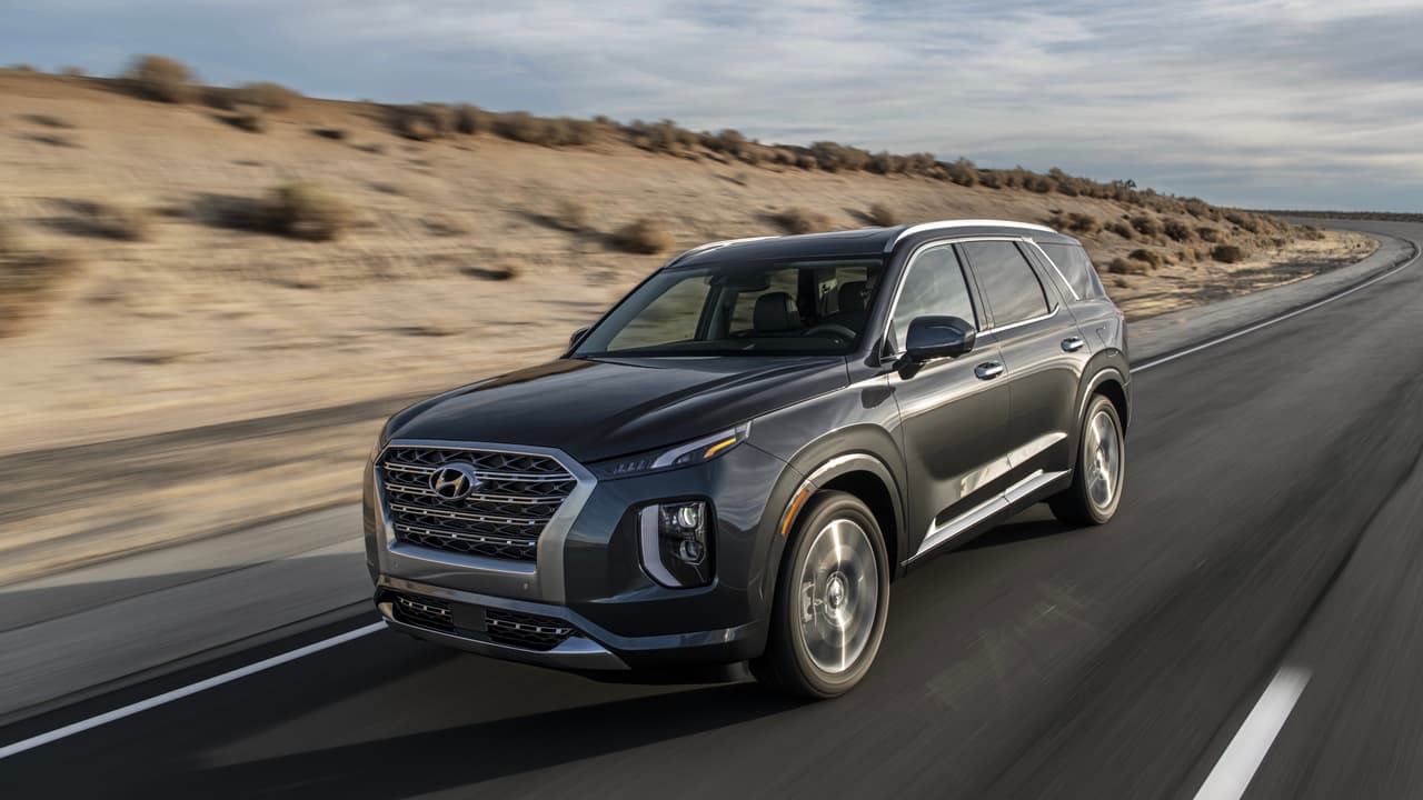 <h3 class="cms-h3-H3">Hyundai</h3>
<br>La pujante marca de Corea del Sur, fue la más buscada en
<b>Nicaragua</b>, Costa Rica, Panamá, Perú, Paraguay, Chile, Angola, Irlanda, República Checa, Eslovaquia, Bhutan y
<b>Rusia</b>.