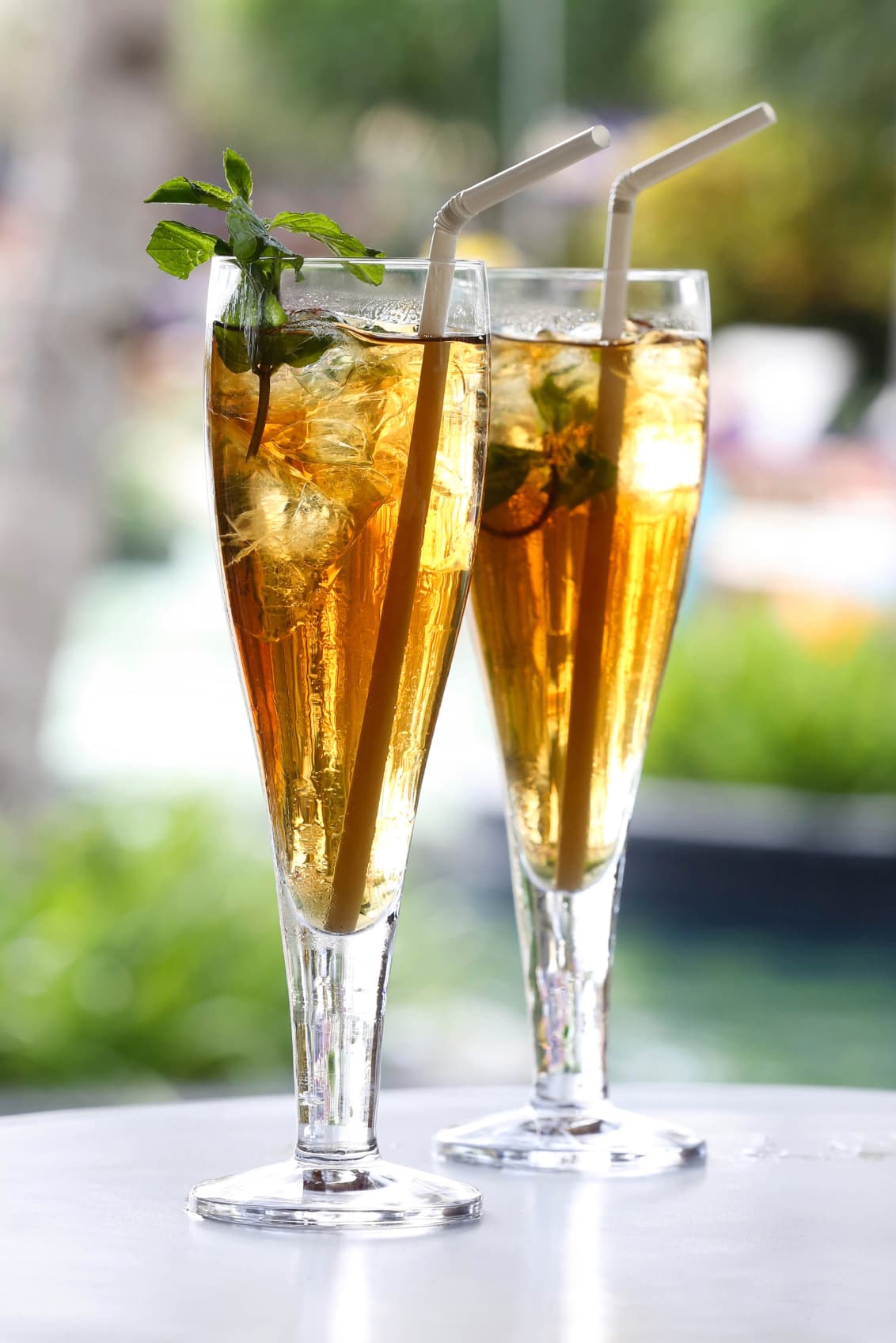 Mimosa. Otro gran ‘drink’ festivo que aporta pocas calorías. Simplemente, mezcla 1/3 taza de vino espumante, 1/3 taza de jugo de naranja frío (¡mejor si es recién exprimido!) y 1 cucharada de licor triple seco (opcional). ¡Y listo!