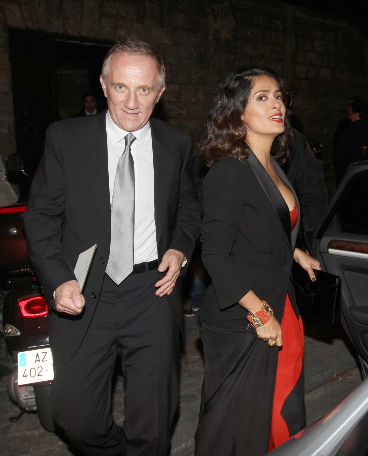 Fue hasta marzo de 2008 que se dio a conocer que la pareja caminaría hacia el altar.