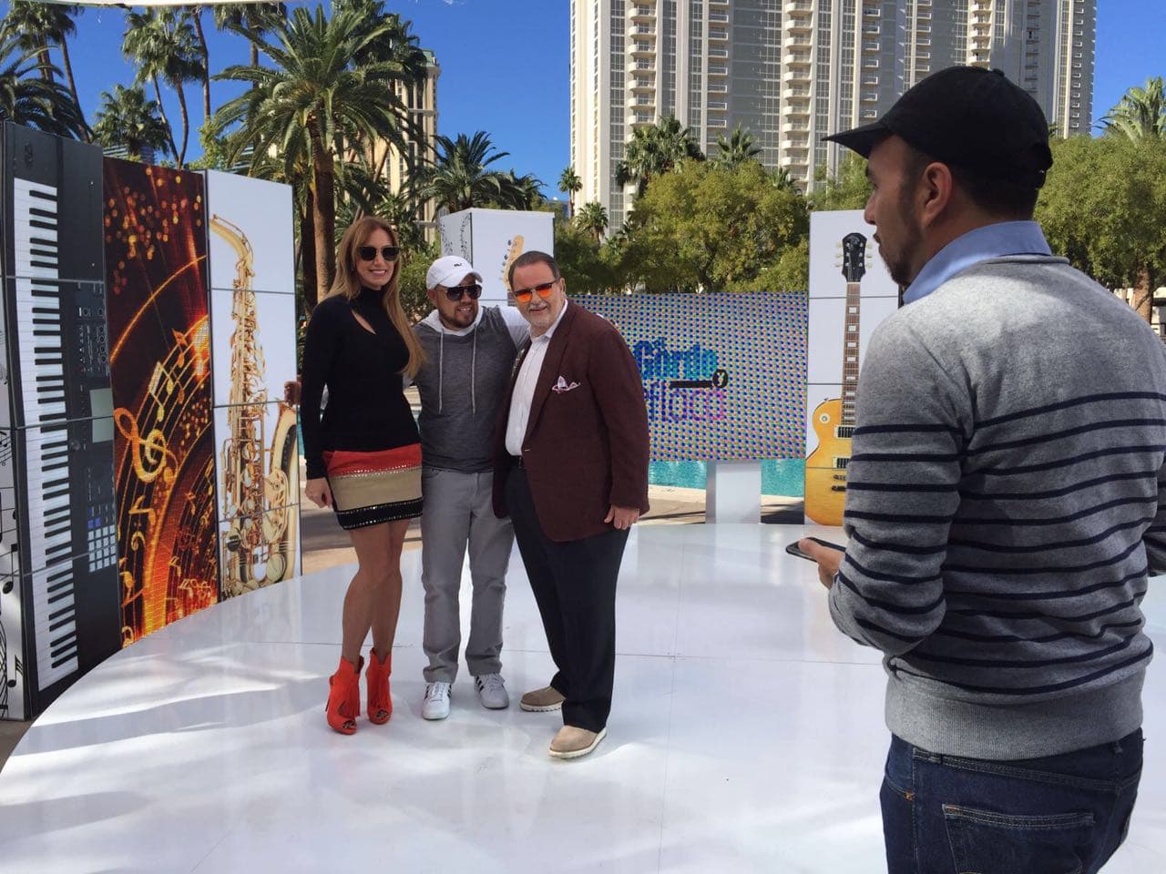 Y Raúl de Molina también posó para las cámaras.