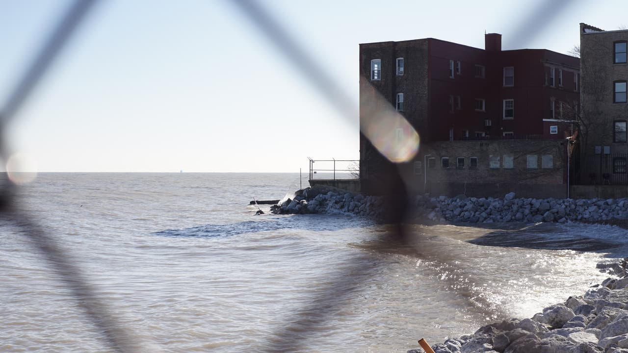 Las playas de Rogers y Howard se han erosionado a tal punto, que con la última tormenta desaparecieron.