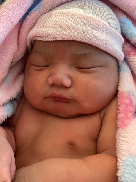 La primera hija de Zitlaly Martínez Bautista, originaria de México, nació el 24 de septiembre y pesó 9 libras y 11 onzas.