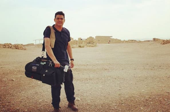 Orlando Segura sigue recorriendo históricos lugares.