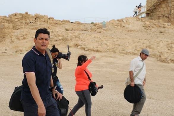 El equipo de Despierta América presente en esta Semana Santa.