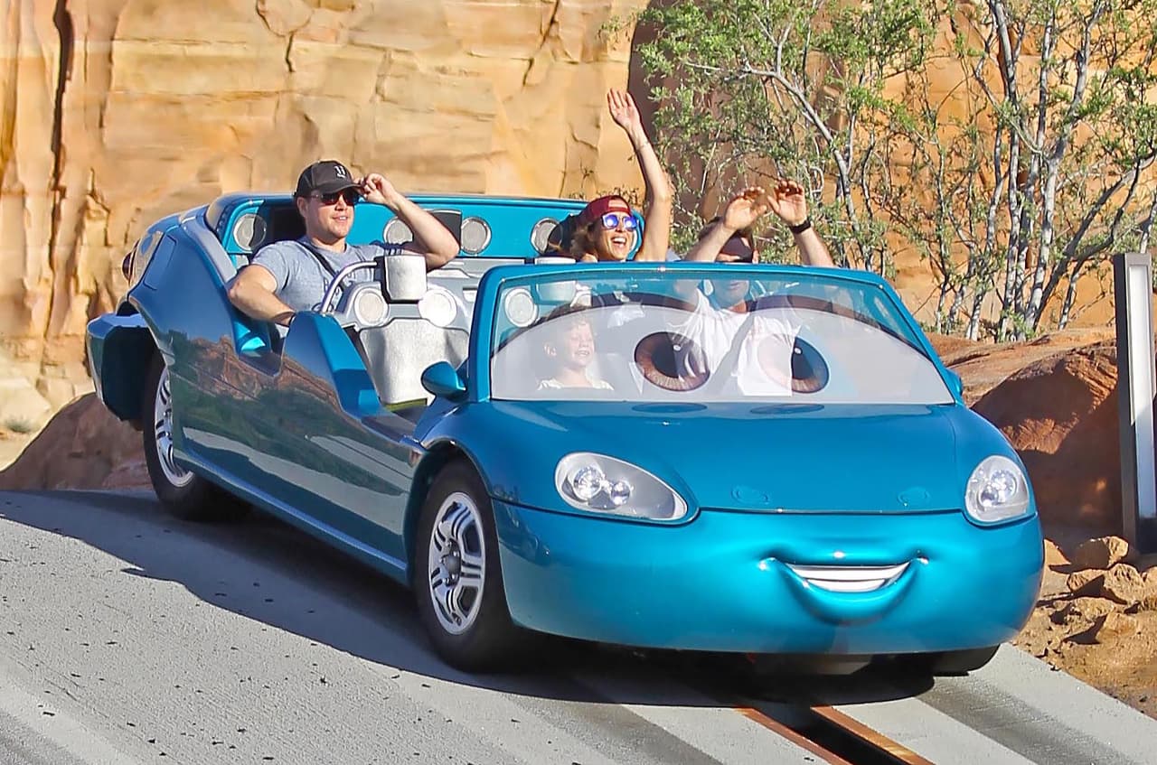 En el juego de 'Cars'.