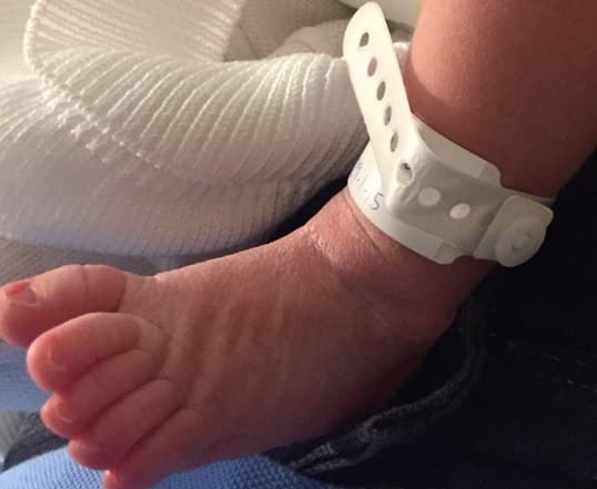 Inolvidable fue el momento en que anunció el nacimiento de su segundo hijo, que justo llegó durante este receso musical.