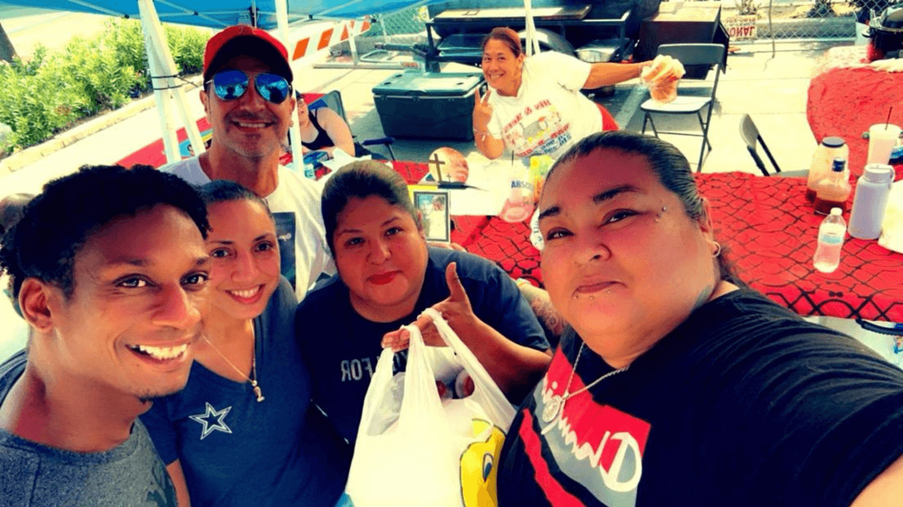 Familiares y amigos de Ray Rey organizaron además una rifa, y no descartan organizar otras actividades en memoria del joven, y en busca de fondos para los gastos. 
<b>En caso de tener información sobre el caso, llama enseguida al 911</b>.