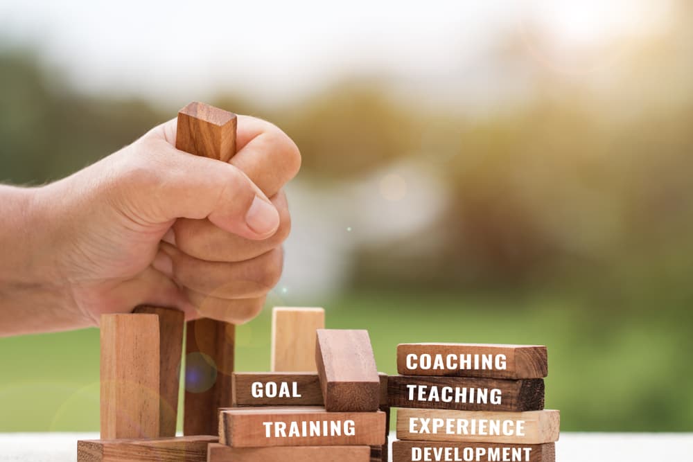 <b>Saturno directo y tu signo Acuario</b>
<br>
<br>Saturno tiene una vinculación muy especial con tu signo y ahora con el movimiento directo y el preludio a lo que será el retorno por tu signo el año que viene este será un período de preparación para todo lo que viene, eliminas lo que te impide avanzar, te encauzas en una dirección correcta en el amor y la economía.
<br>