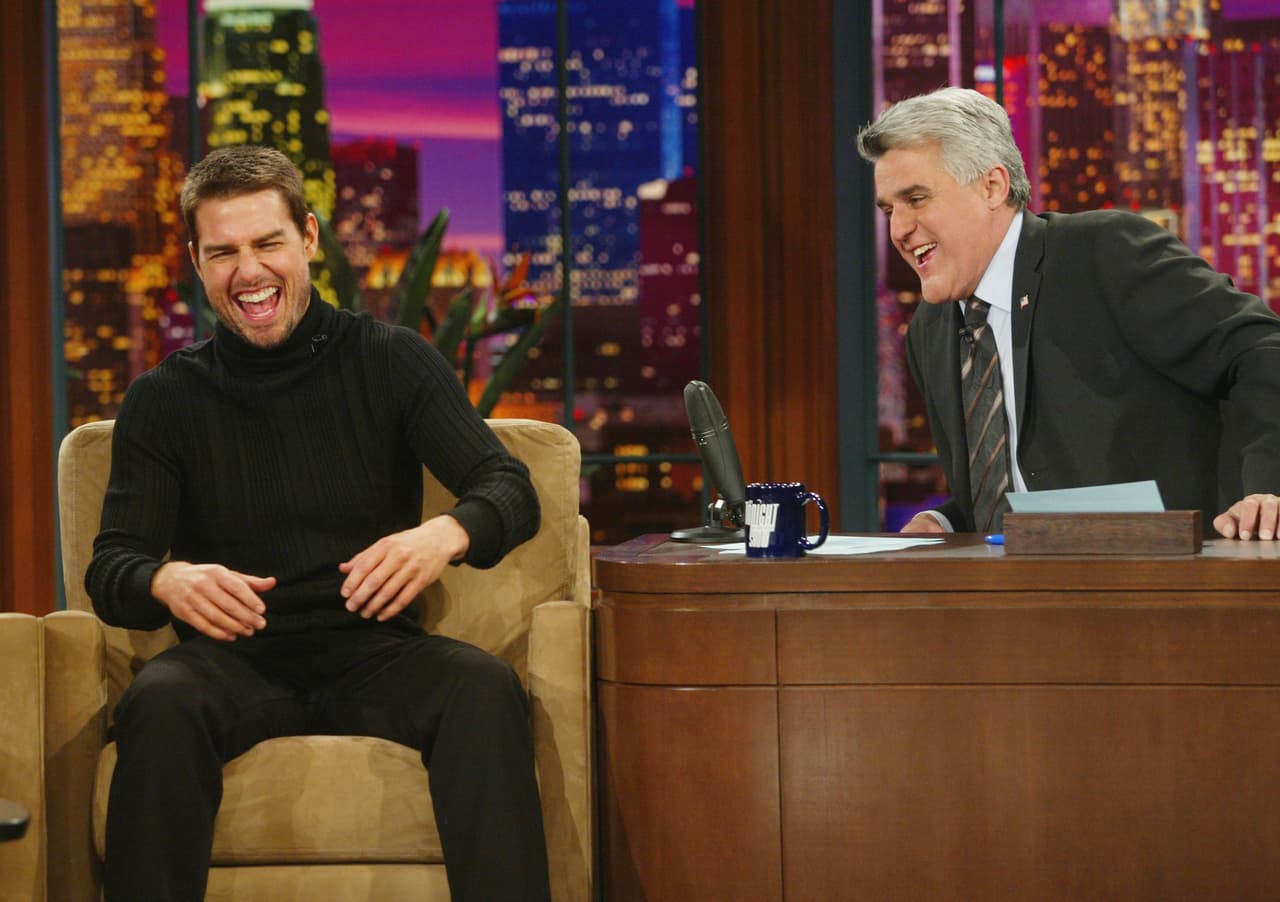 No es extraño que las mujeres intenten retardar el paso de los años, pues Hollywood suele ser cruel con la continuidad de ellas en la pantalla.