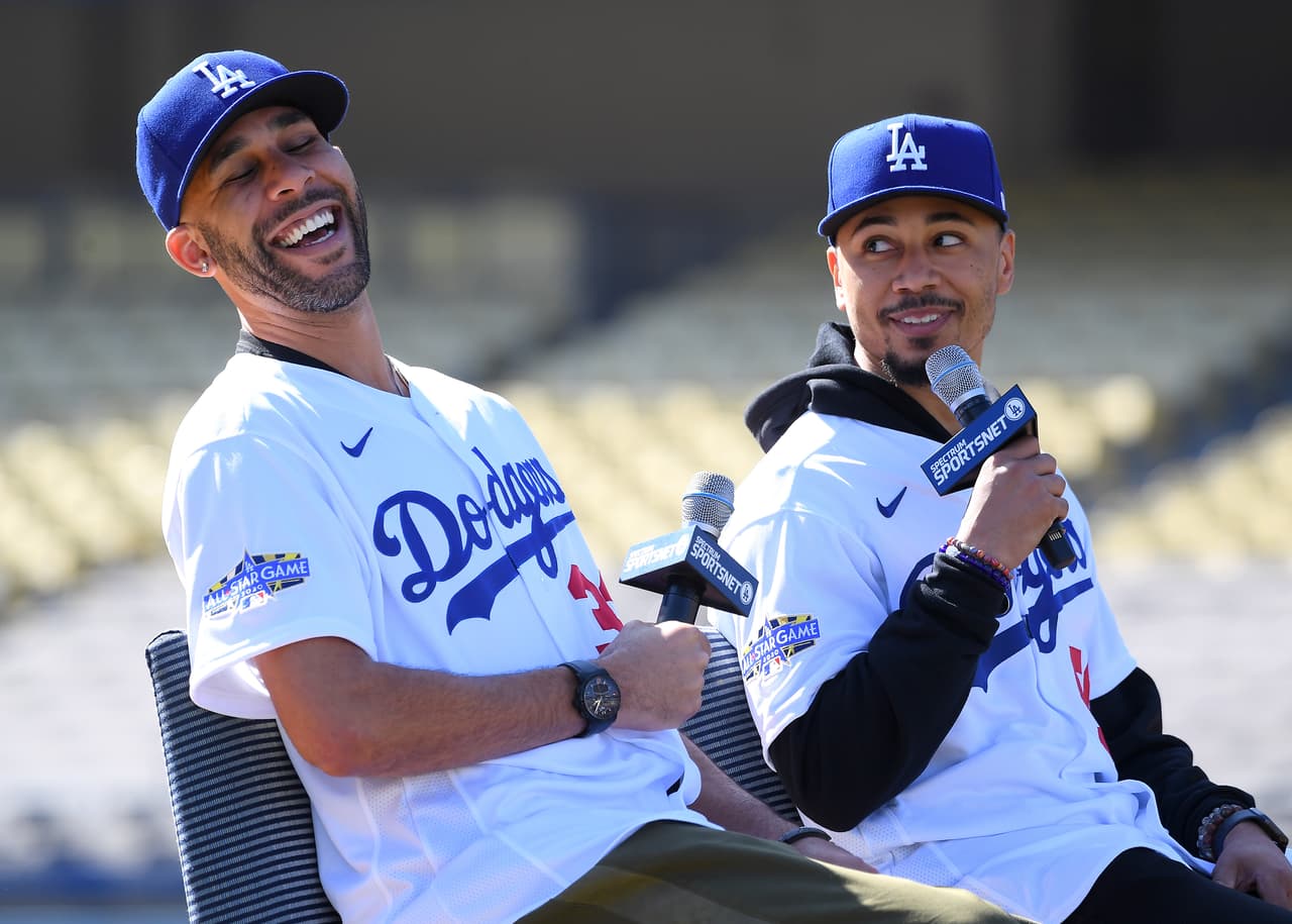 Mookie Betts y David Price en la presentación en Dodger Stadium con los LA Dodgers.