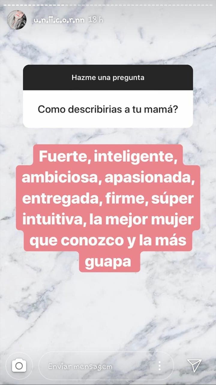 Al ser cuestionada por cómo describiría a su famosa mamá, la joven de 19 años consideró que Angélica es "la mejor mujer que conozco y la más guapa".